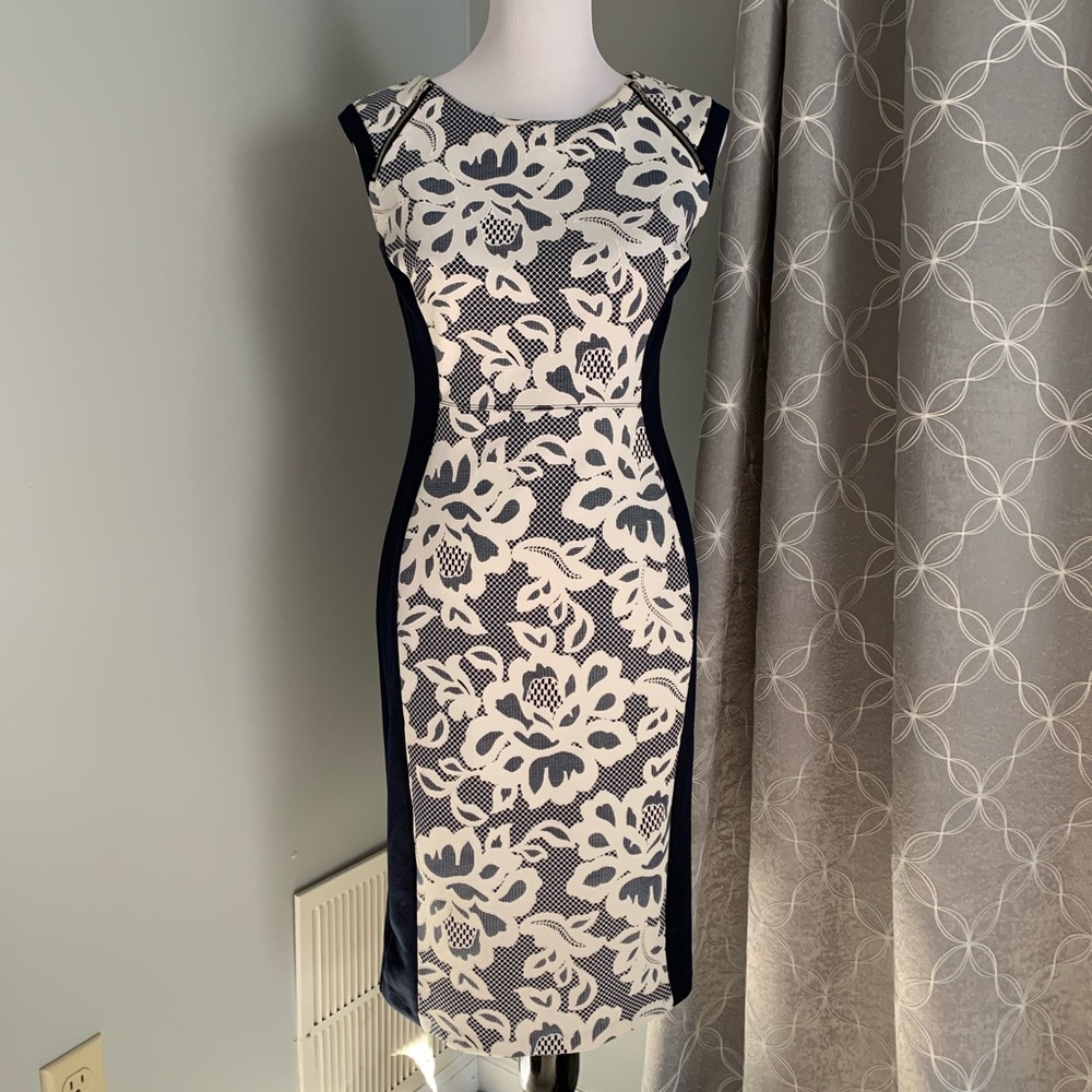Enfocus Dress